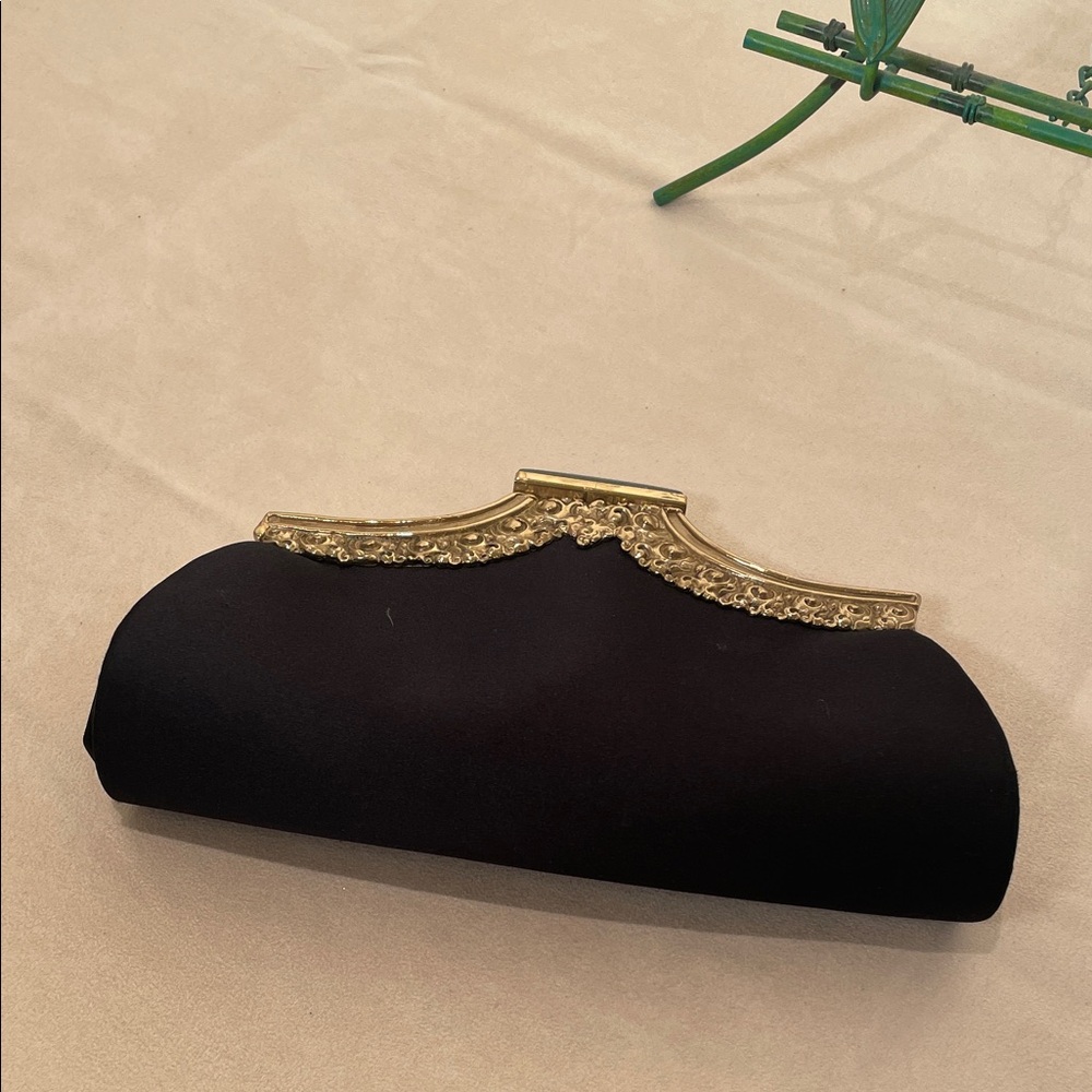 Natori  green stone Black Clutch with Gold Embellishments - Picture 2 of 6